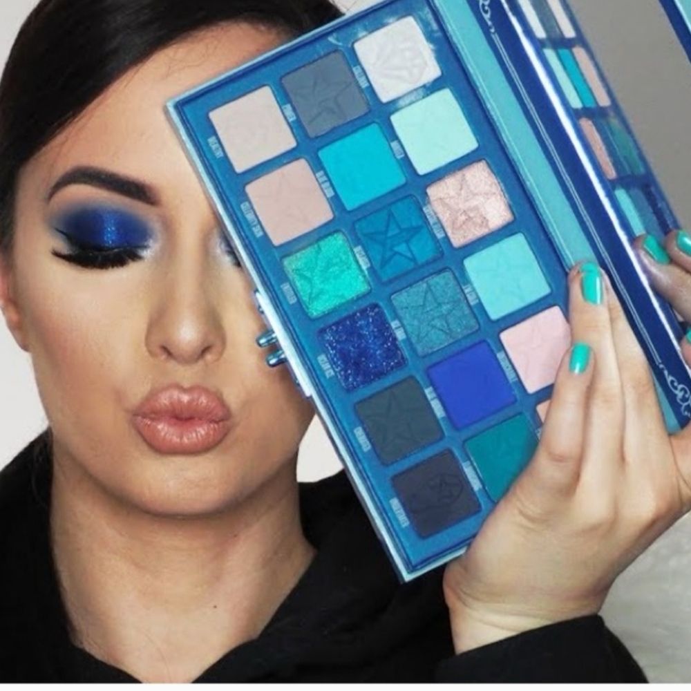 BLUE BLOOD Jeffree Star Artistry Palette - Picture 9 of 9